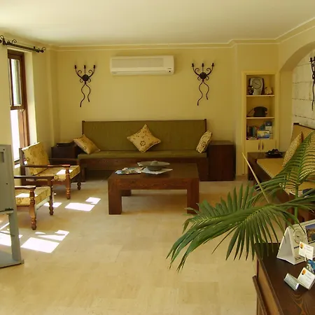 Hotel Talay *
